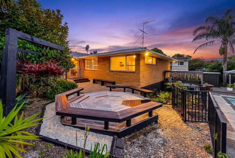 7 Tyrian Close Half Moon Bay_33