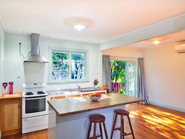 1/10A Selwyn Avenue 11640_1