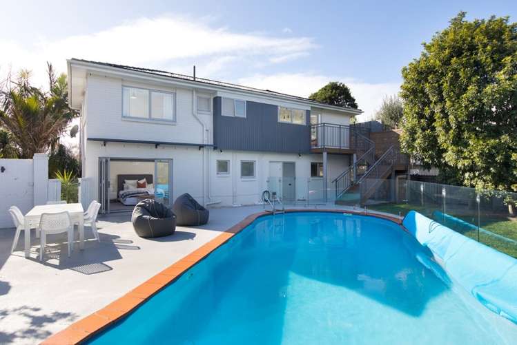 13 Spinnaker Drive Te Atatu Peninsula_15