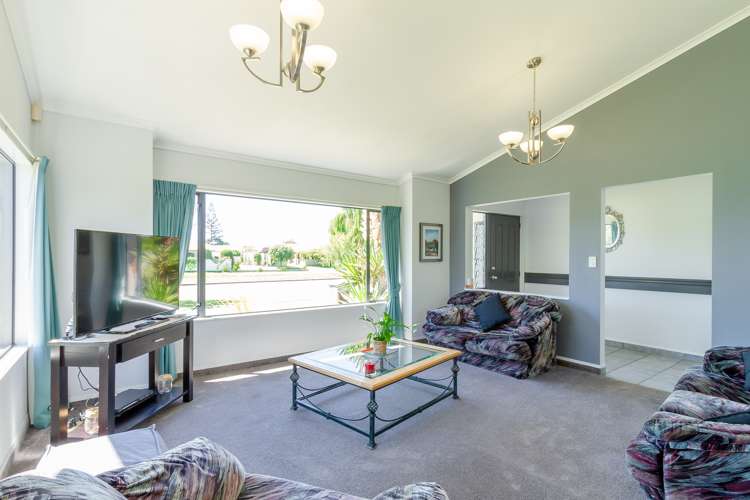 21 Kensington Drive Taradale_5