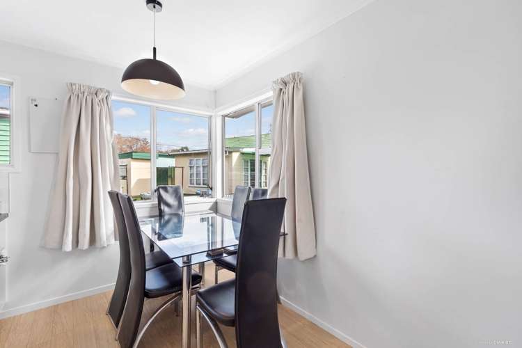 2/11 Burt Road Mount Wellington_6