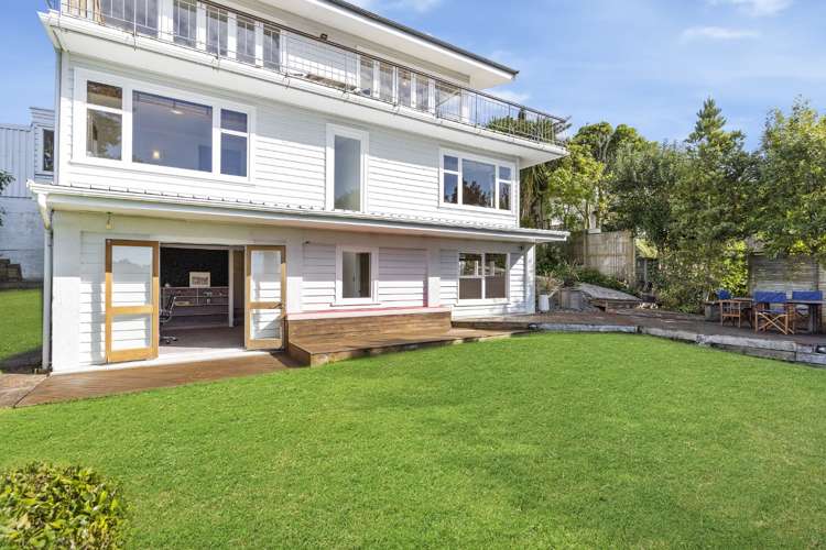 38 Seaview Avenue Northcote_16