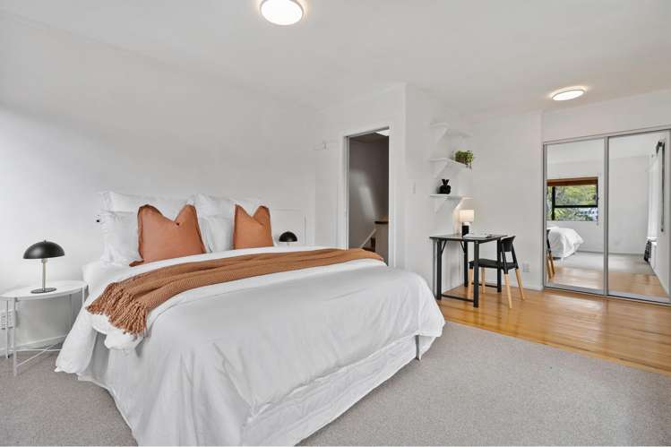 2/46 Matipo Road Mairangi Bay_4