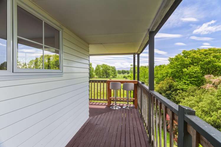 1692b Cust Road Cust_26