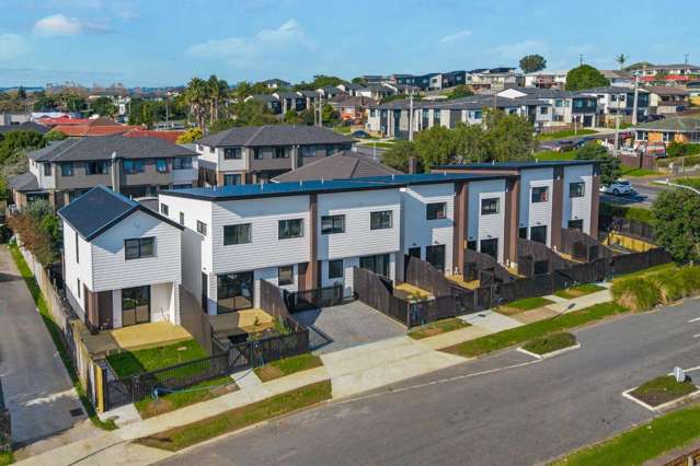 No Shared Driveway! Brand New Homes!
