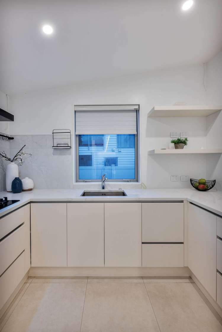 30b Hanlon Crescent Narrow Neck_6