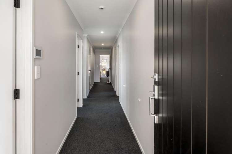 8 Cabernet Court_3