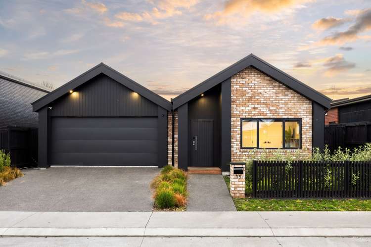 35 Earp Crescent_0
