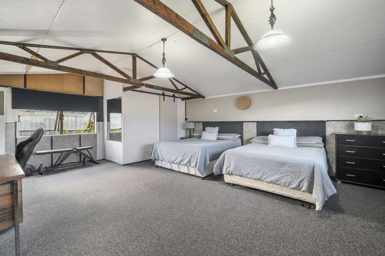 29 Pandora Avenue Westbrook_10