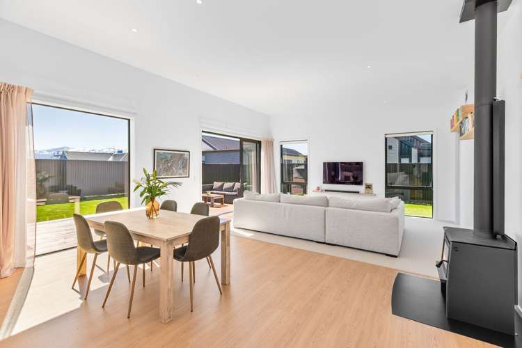 17 Buttercup Street Wanaka_5