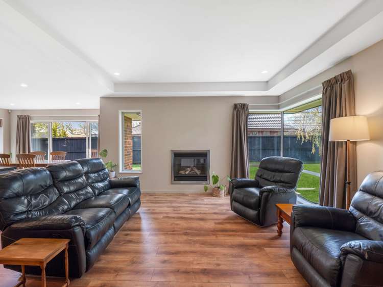 280 Southfield Drive Lincoln_11