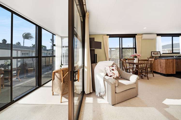 19b Doment Crescent Orewa_15