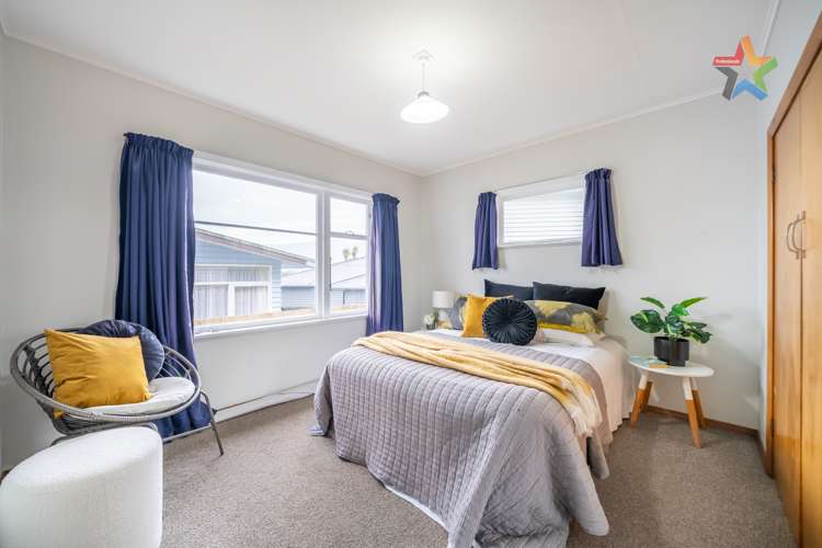 19 Karaka Street Otaki Beach_16