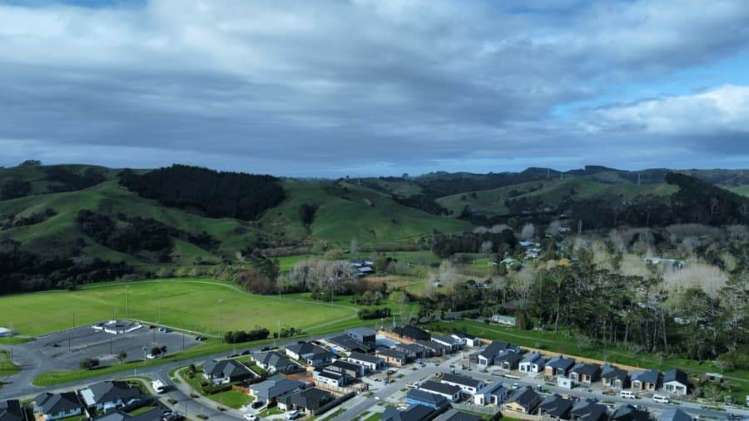 18 Awa Avenue Helensville_6