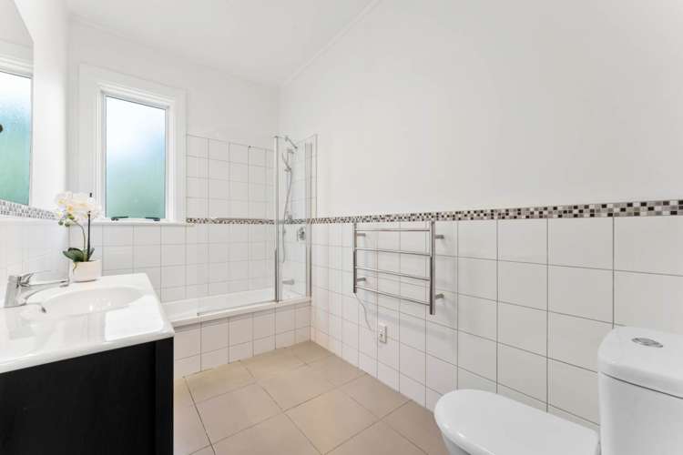 501 Ridge Road Riverhead_16