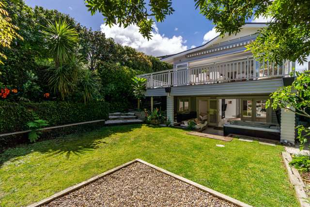 109 Vauxhall Road Narrow Neck_4