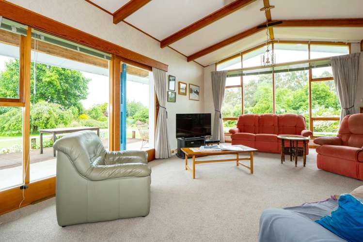 65 Ribbonwood Road Geraldine_5