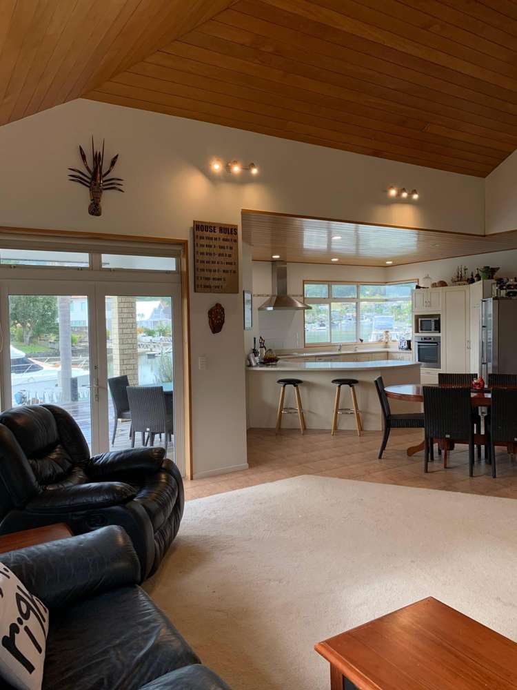 609 Waterways Parade Pauanui_10