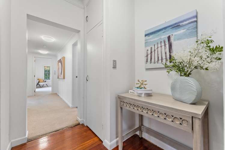 232 Lake Road Hauraki_8