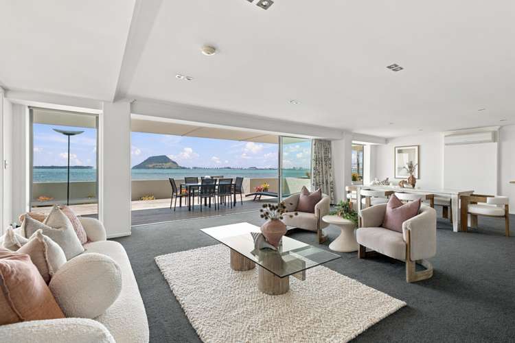 1/104 Harbour Drive Otumoetai_6