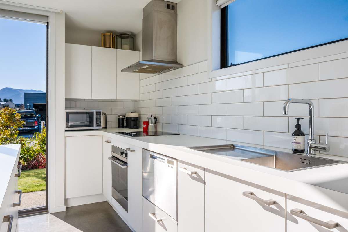 8 Glen Dene Crescent_1