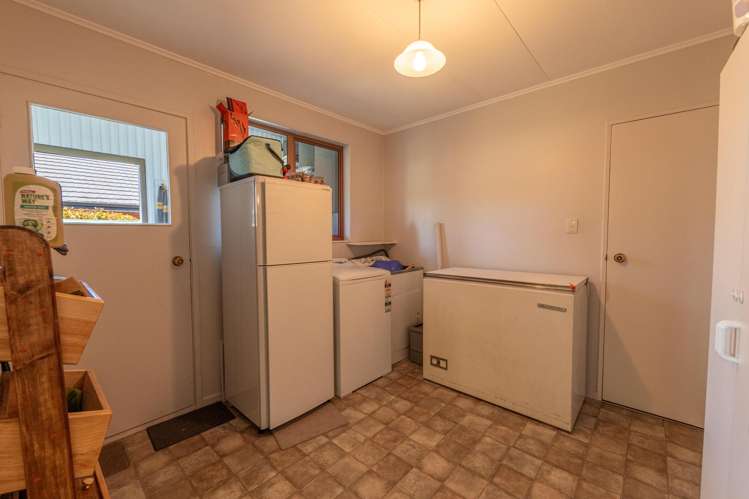 534 Queens Drive Rosedale_12