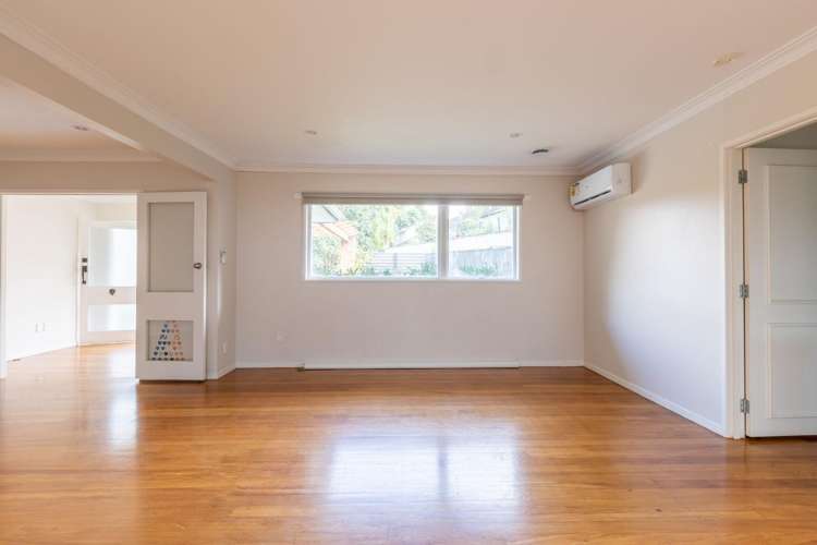 17 Hubert Henderson Place Remuera_7