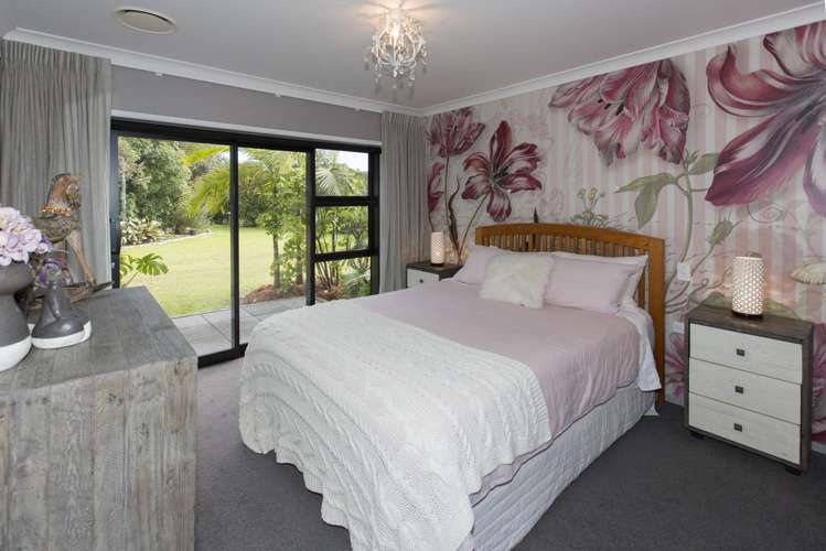 36 Ripiro Drive Baylys Beach_23