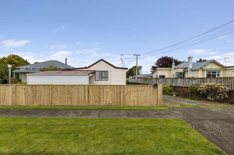 57 Egmont Street Hawera_23