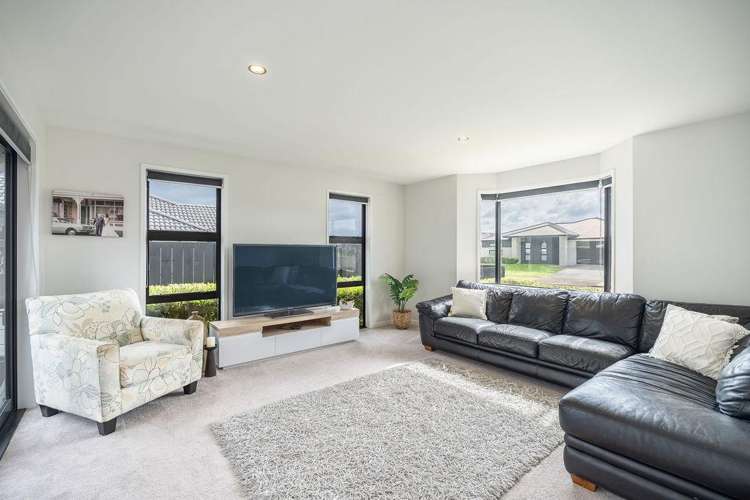 76 Puhirake Crescent Pyes Pa_8