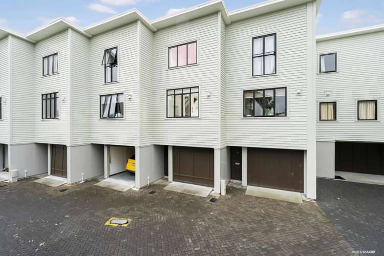 16/17 Lyon Avenue Mount Albert_18