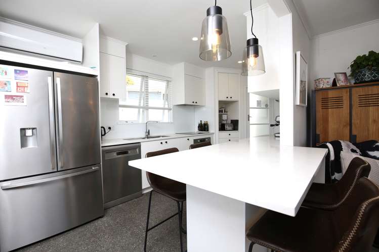 54 Helena Street Massey_5