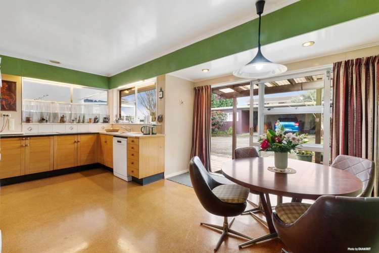 17 Cheriton Road Mellons Bay_13