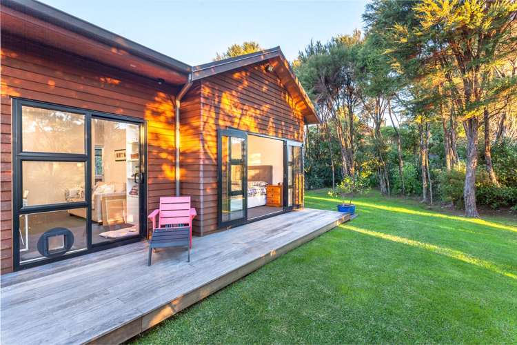 287 Forest Hill Road Waiatarua_18