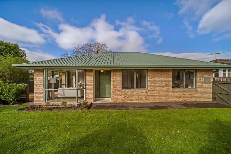 14a Larch Place Casebrook_24
