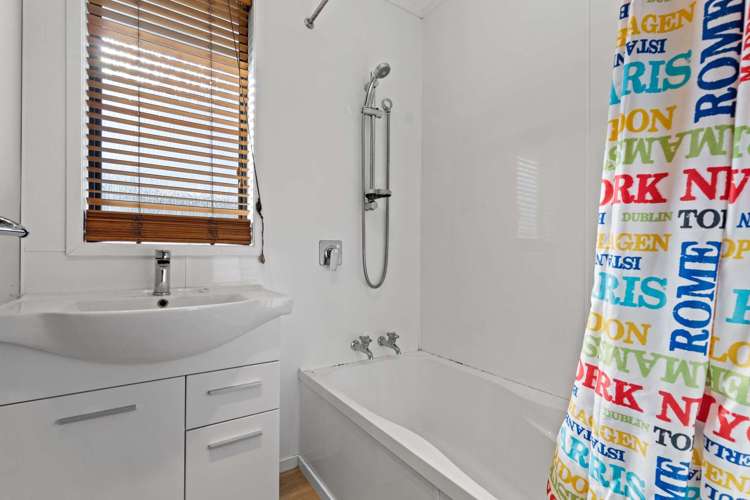 3 Crystal Place Pukehangi_8