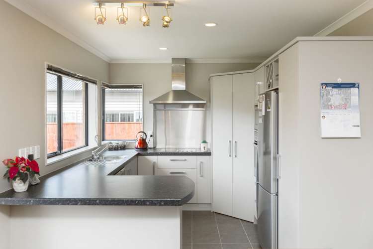 44 King Charles Drive Kingsley Heights_5