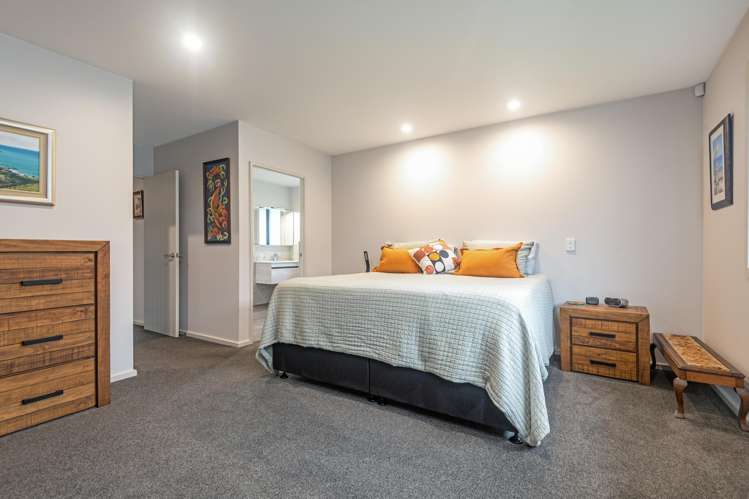 42 Nancy Avenue Feilding_10