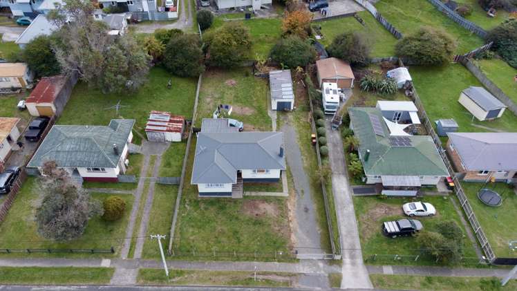 6 Bellingham Crescent Fordlands_13