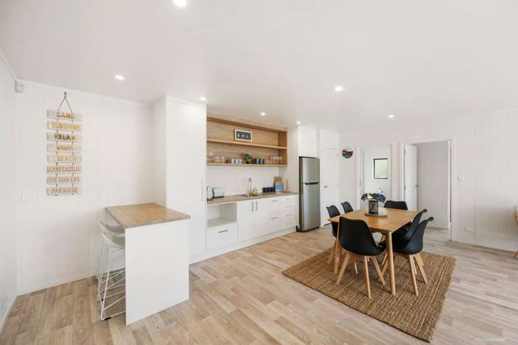 459 Grahams Beach Road Awhitu_17