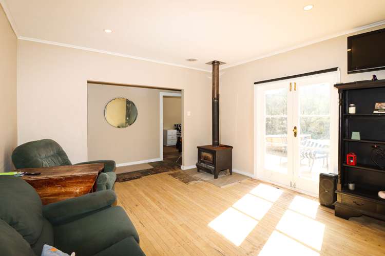 1395 Opaki Kaiparoro Road Mauriceville_5