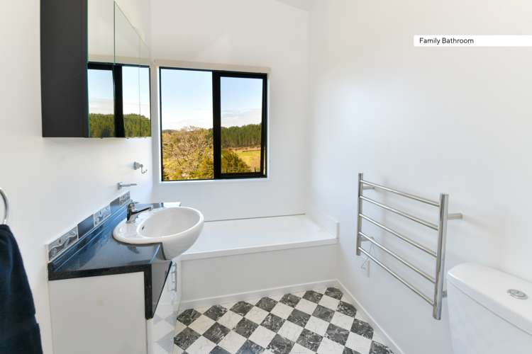 81 Fiddlers Hill Road Puhoi_18