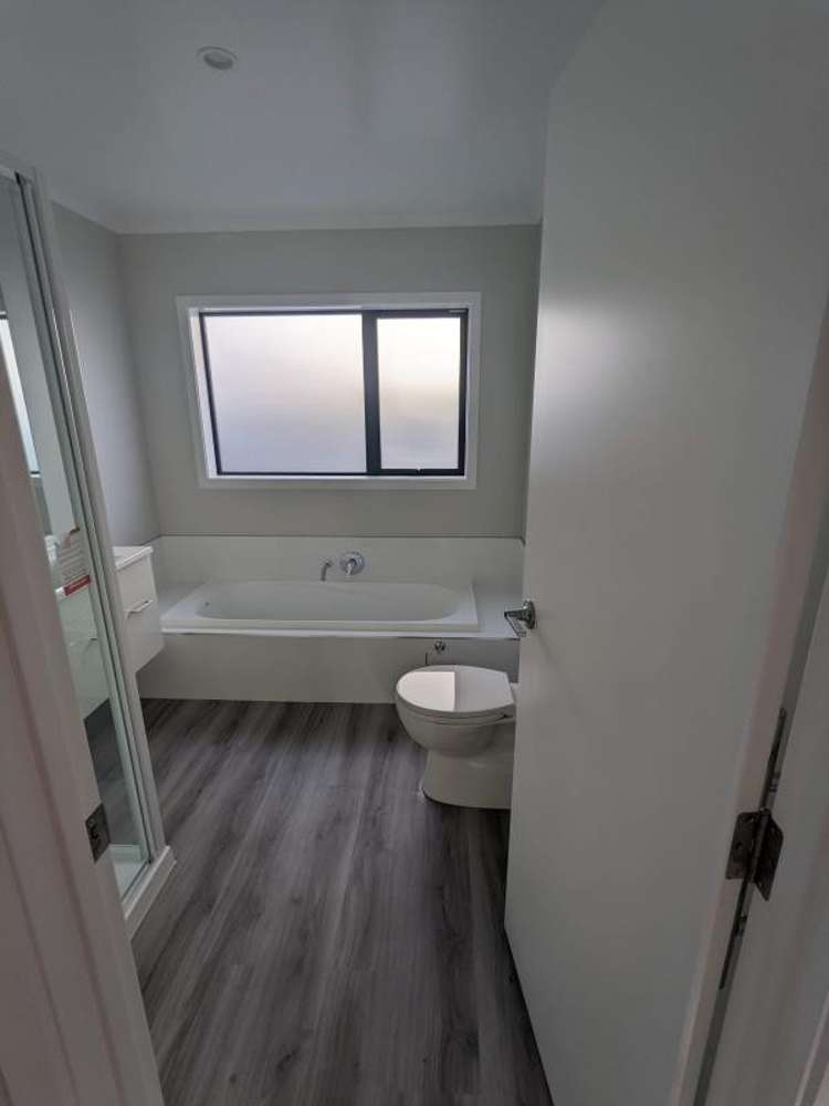  A/2 Miro Street Levin_9