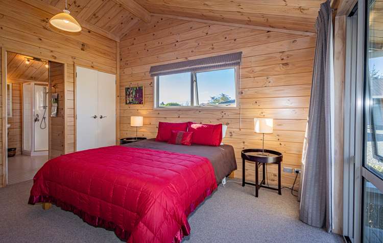 6 Kirk Street National Park_14