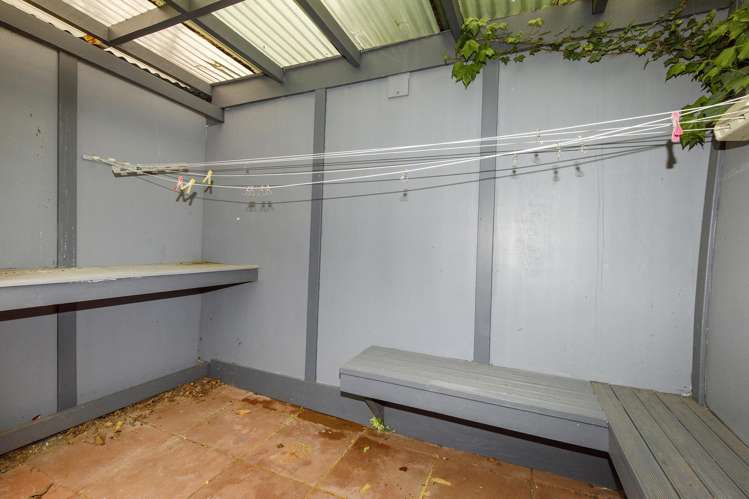 8/8 Tawai Street Trentham_11