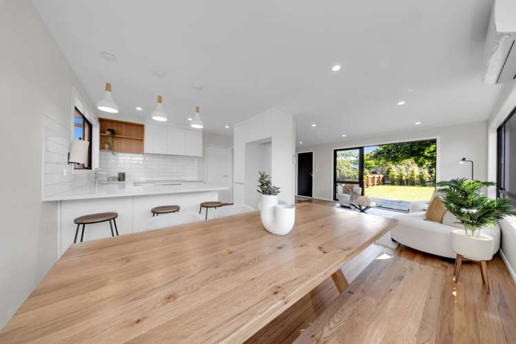 4 Harford Place Pakuranga Heights_11