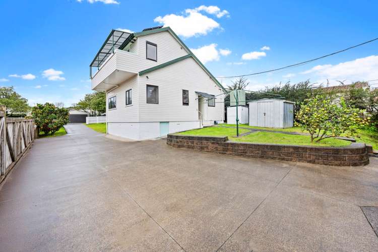 20 Rhodes Avenue_2
