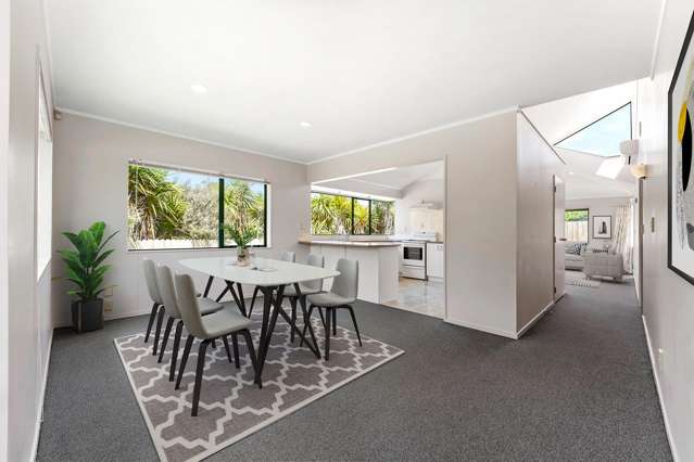 2/52 Donald Street Stanmore Bay_2