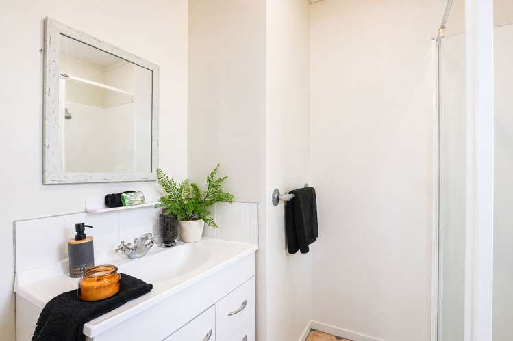22 Mitcham Avenue Forest Lake_18
