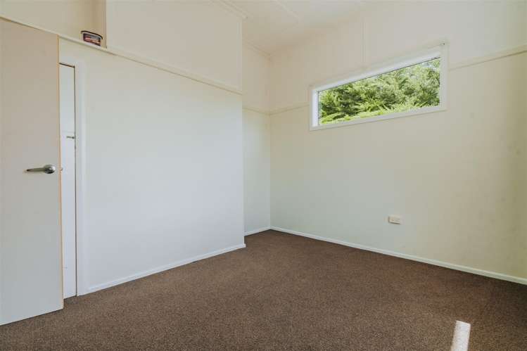 8 Armstrong Street Balclutha_16